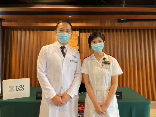 Dr Philip Li Hei (left), Division Chief of Rheumatology & Clinical Immunology and Clinical Assistant Professor, Department of Medicine, School of Clinical Medicine, LKS Faculty of Medicine, The University of Hong Kong and Ms Gladys Kwok (right), advanced practice nurse of Hong Kong West Cluster, Hospital Authority introduce the Hong Kong Drug Allergy Delabelling Initiative (HK-DADI).
 